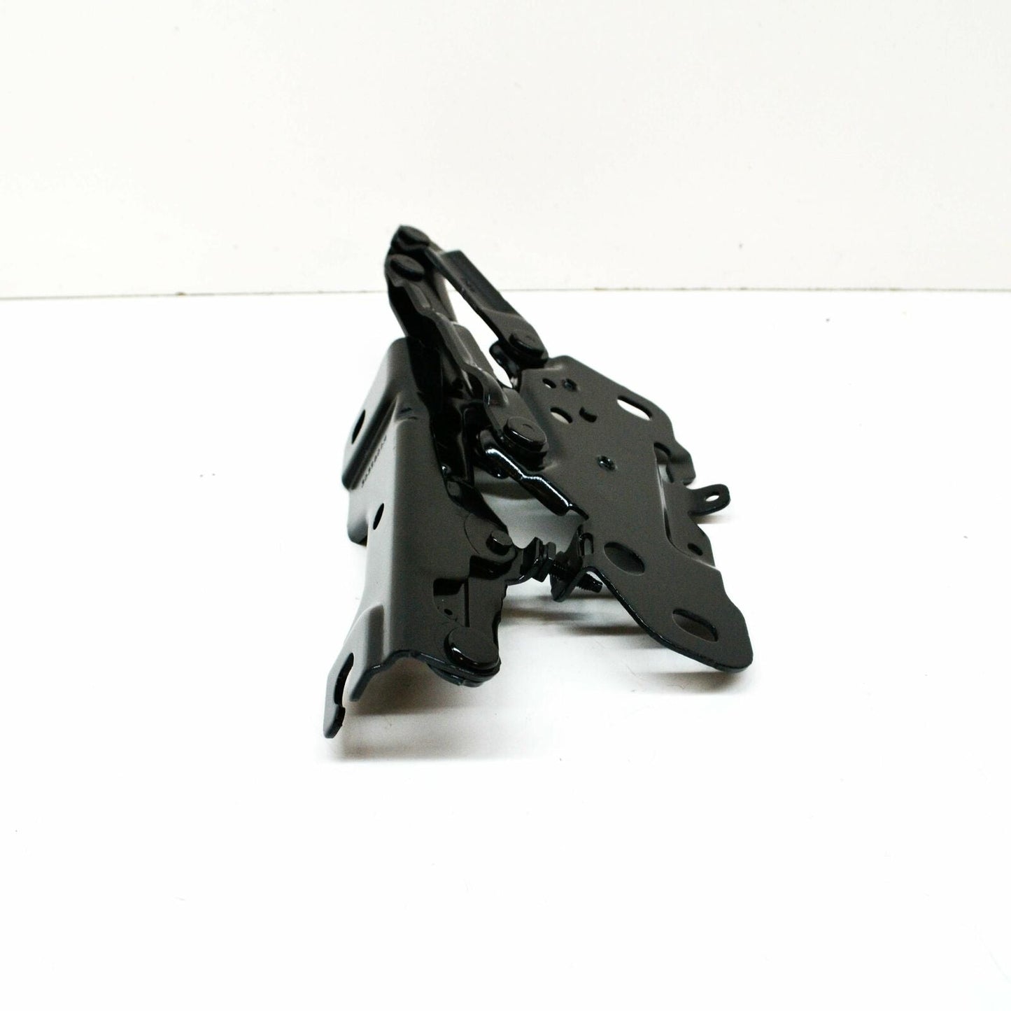 Hood Hinge Lh Black Steel - Bmw X4 2022-2025 | Bmw X3 2022-2024