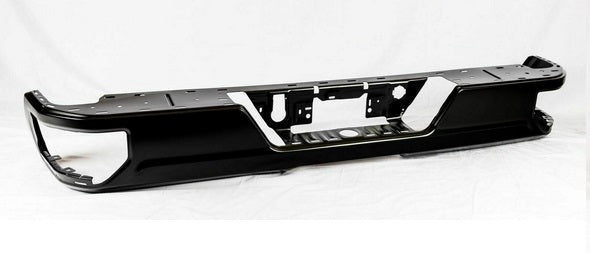 Bumper Rr Assy Chrome W/Blind Spot Brackets/ Park Assist Sensor/ Single Exhaust/ Dual Rr Wheels - Gmc Pickup Gmc Sierra 3500 2020-2025 | Gmc Pickup Gmc Sierra 2500 2020-2025 | Chevrolet Pickup Chevy Silverado 2500 2020-2025