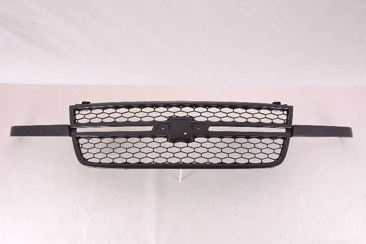 Grille Black Frame W/Black Honeycomb Ss Model - Chevrolet Pickup Chevy Silverado Classic 2007 | Chevrolet Pickup Chevy Silverado 2005-2006 | Chevrolet Pickup Chevy Silverado Hybrid 2005-2007