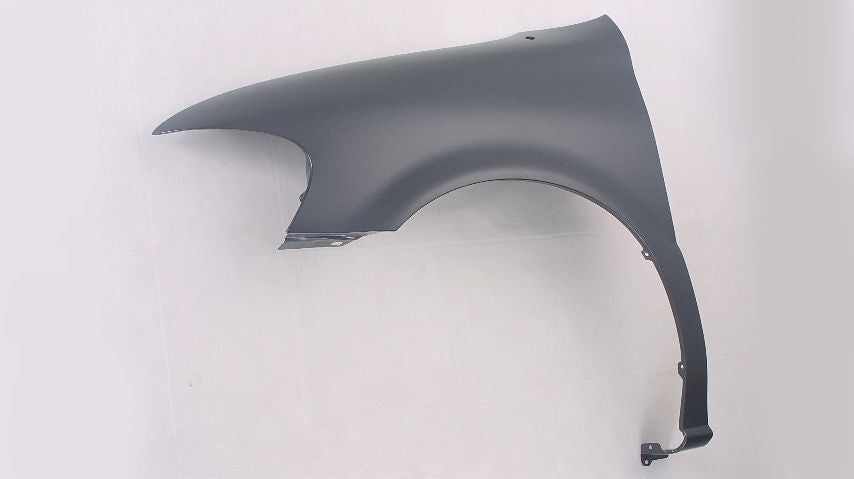 Fender Fr Rh W/Antenna Hole - Chevrolet Venture 2001-2005 | Pontiac Montana 2001-2005 | Oldsmobile Silhouette 2001-2004