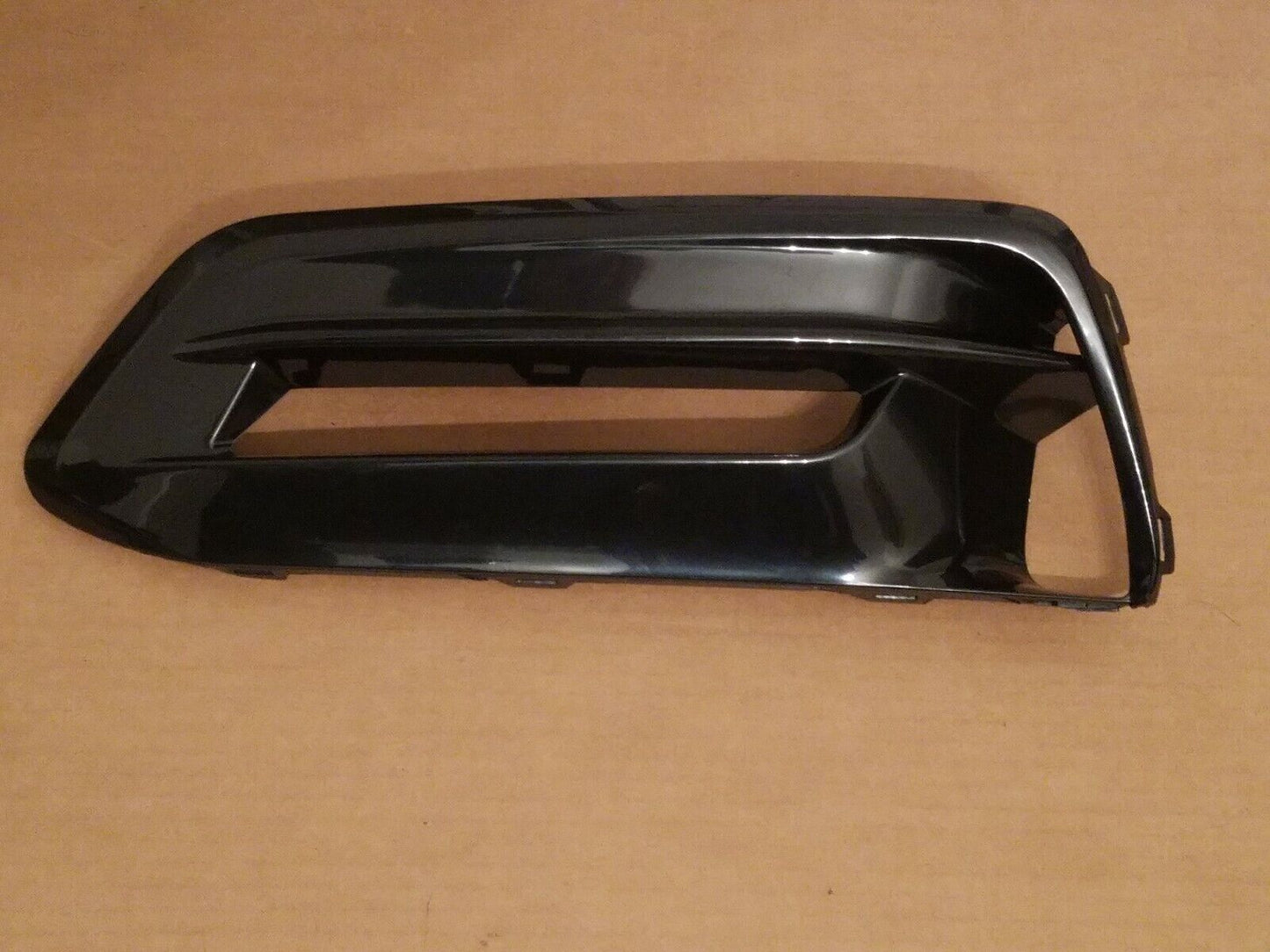 Fog Lamp Bezel Fr Lh - Honda Accord Sedan 2018-2020 | Honda Accord Hybrid 2018-2020