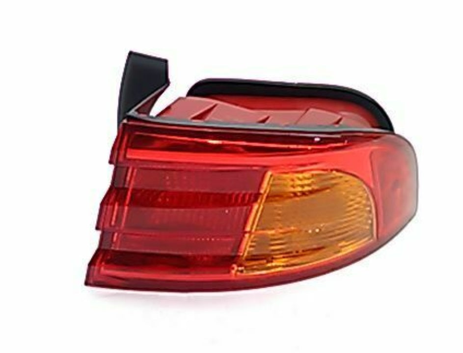 Tail Lamp Rh From Oct 01 Hq - Hyundai Xg350 2001-2003 | Hyundai Sonata 1999-2002 | Kia Magentis (Canada) 2001-2002