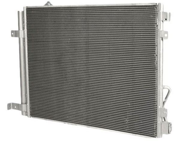 Condenser (3695) - Kia Sorento 2007-2010
