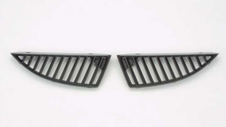 Grille Black Rh - Mitsubishi Lancer 2004-2005