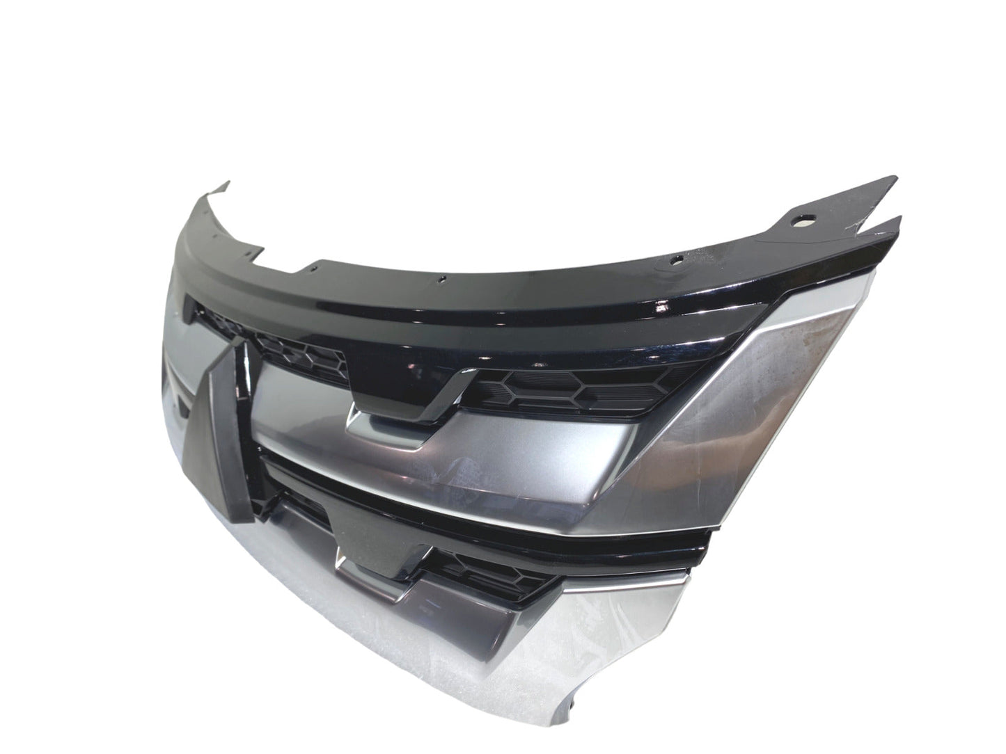 Grille Fr Silver/Black W/O Emblem - Mitsubishi Rvr (Canada) 2020-2024 | Mitsubishi Outlander Sport 2020-2024