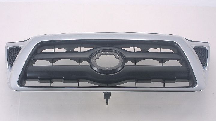 Grille Chrome/Black - Toyota Tacoma Pickup 4Wd 2005-2008 | Toyota Tacoma Pickup 2Wd 2005-2008