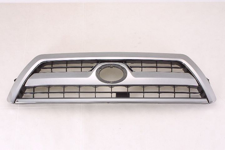 Grille Chrome/Black Sports Model - Toyota 4Runner 2003-2009