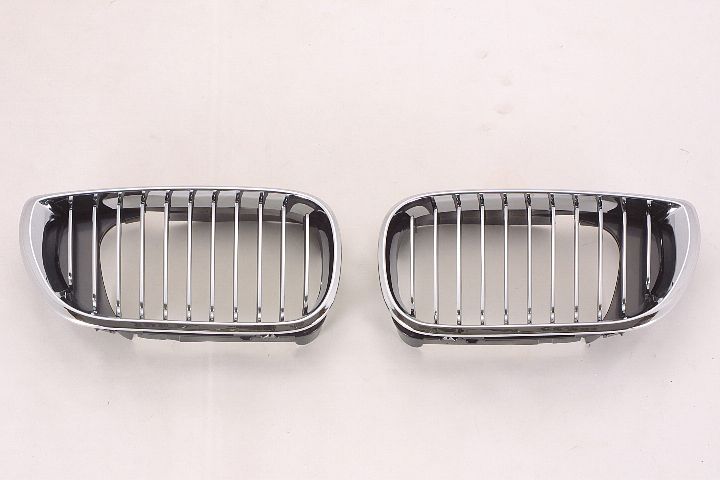 Grille Rh Chrome.Black - Bmw 3 Series Wagon 2002-2005 | Bmw 3 Series Sedan (1999-) 2002-2005