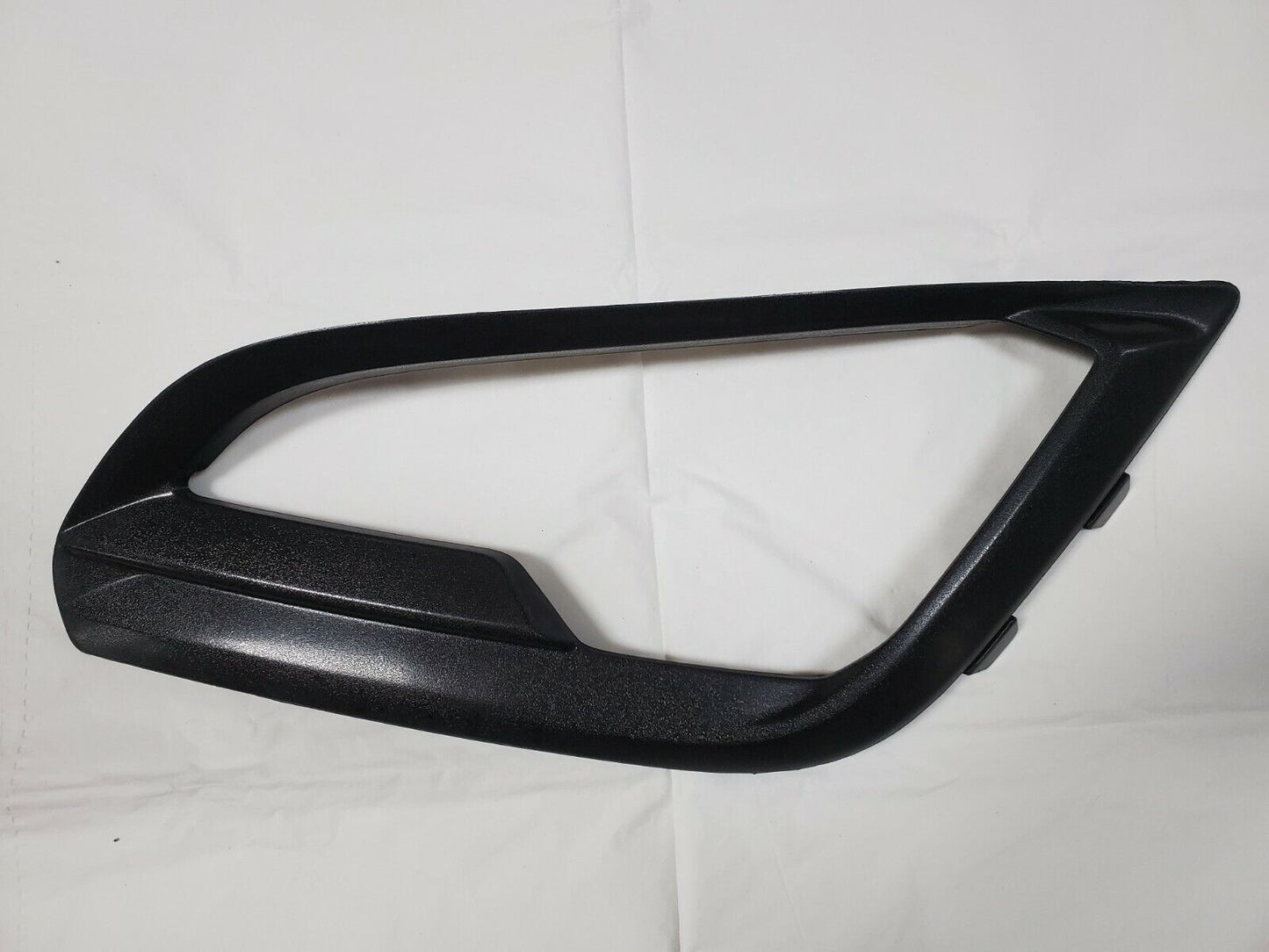 Fog Lamp Bezel Fr Lh Textured - Ford Ecosport 2018-2022