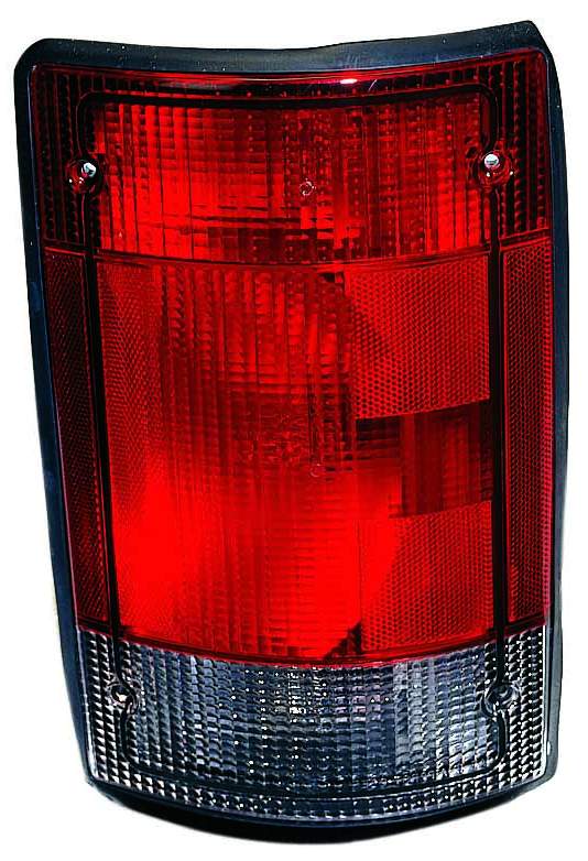 Tail Lamp Rh Hq - Ford Pickup Ford Superduty 2005-2007 | Ford Excursion 2005