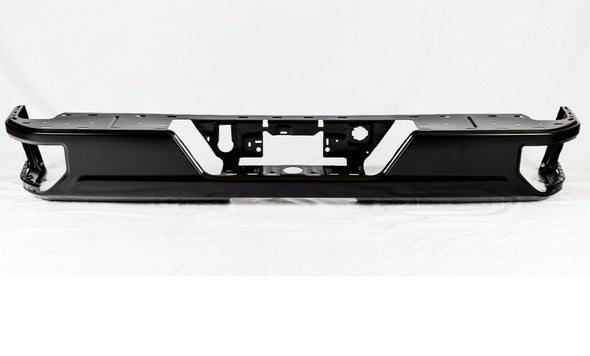 Bumper Rr Assy Chrome W/Blind Spot Brackets Single Exhaust - Gmc Pickup Gmc Sierra 1500 2019-2025 | Gmc Pickup Gmc Sierra 1500 Limited 2022 | Chevrolet Pickup Chevy Silvrdo 1500 Lmtd 2022