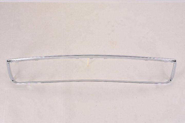 Grille Moulding Lower Exclude Ss Model Satin Nickel - Chevrolet Malibu Classic 2008 | Chevrolet Malibu 2006-2007 | Chevrolet Malibu Maxx 2006-2007