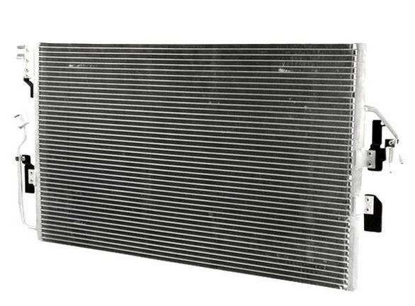 Condenser (3367) 2.2L (W/Internal Transmission Cooler) - Saturn Vue 2006-2007