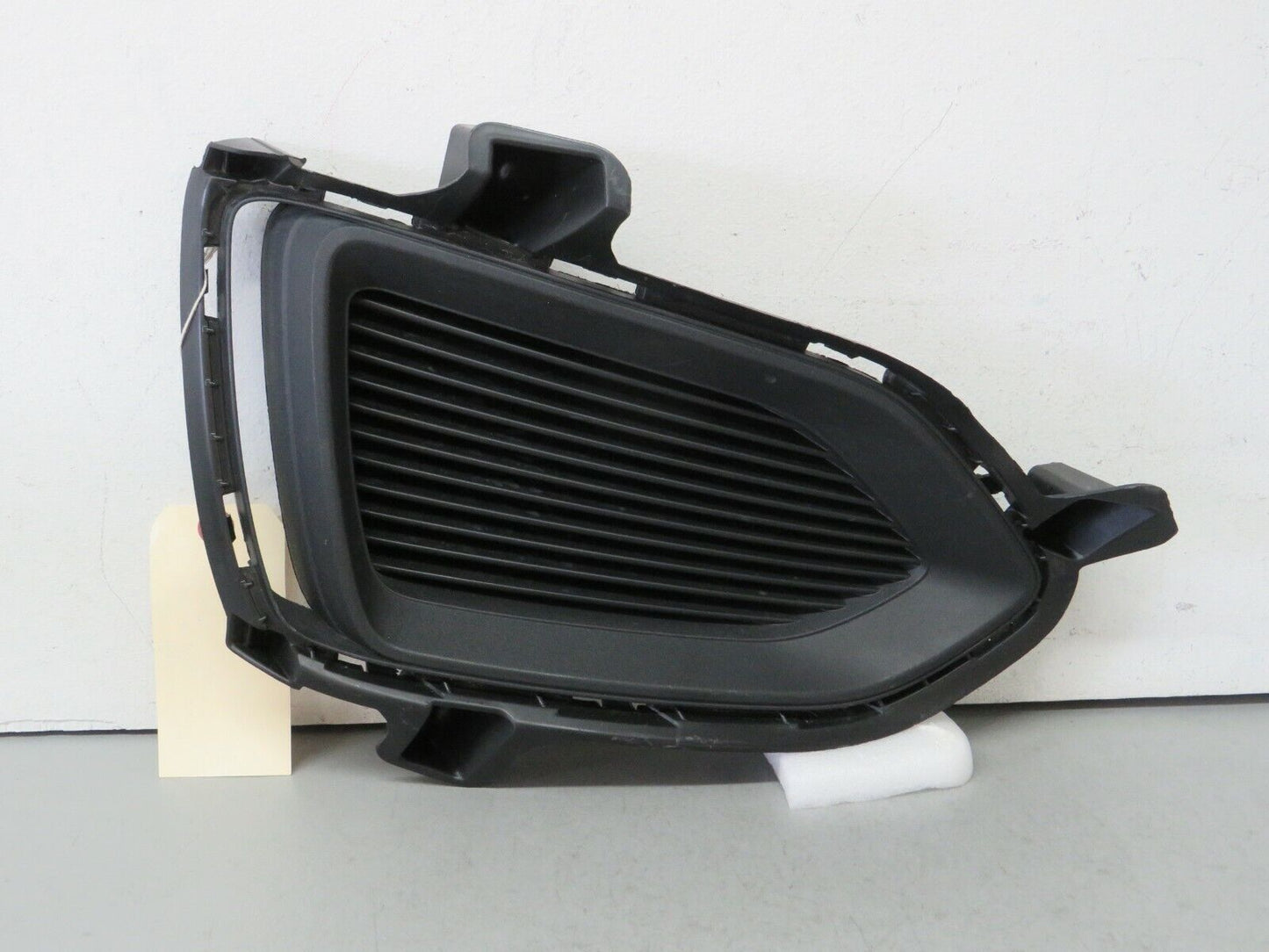 Fog Lamp Cover Fr Lh Textured Black - Hyundai Accent Sedan 2018-2022 | Hyundai Accent Hatchback (Canada) 2018-2020