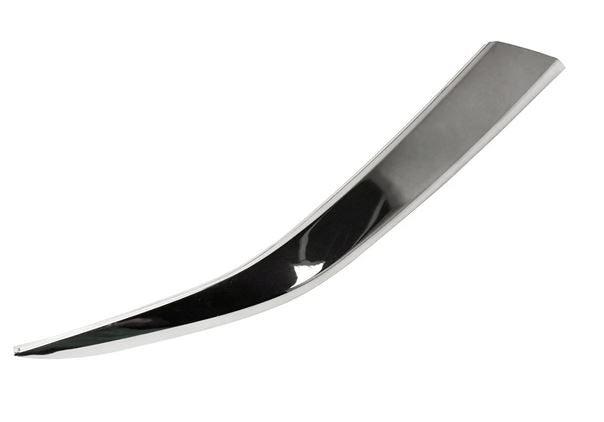 Bumper Moulding Fr Rh Smoked Chrome Finish(Extension To Moulding Above Grille) - Hyundai Santa Fe 2019-2020