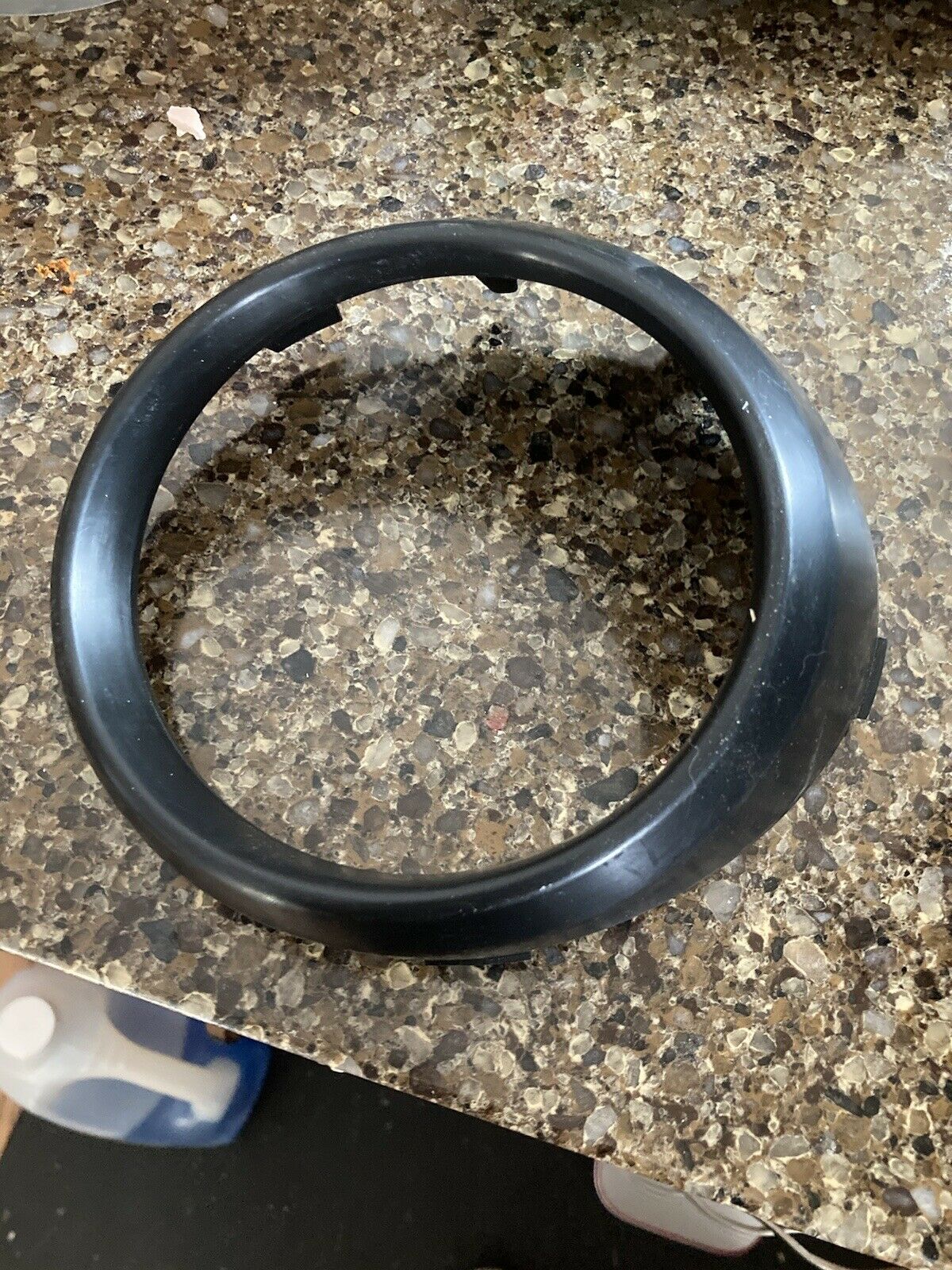 Fog Lamp Bezel Fr Rh Black Exclude Turbo/Sport - Kia Soul 2014-2019