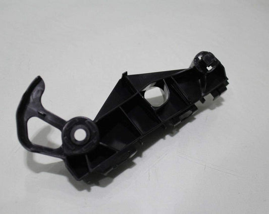 Bumper Retainer Fr Lh Plastic - Lexus Gs350 2016-2020 | Lexus Gs200T 2016-2017 | Lexus Gs300 2018-2019