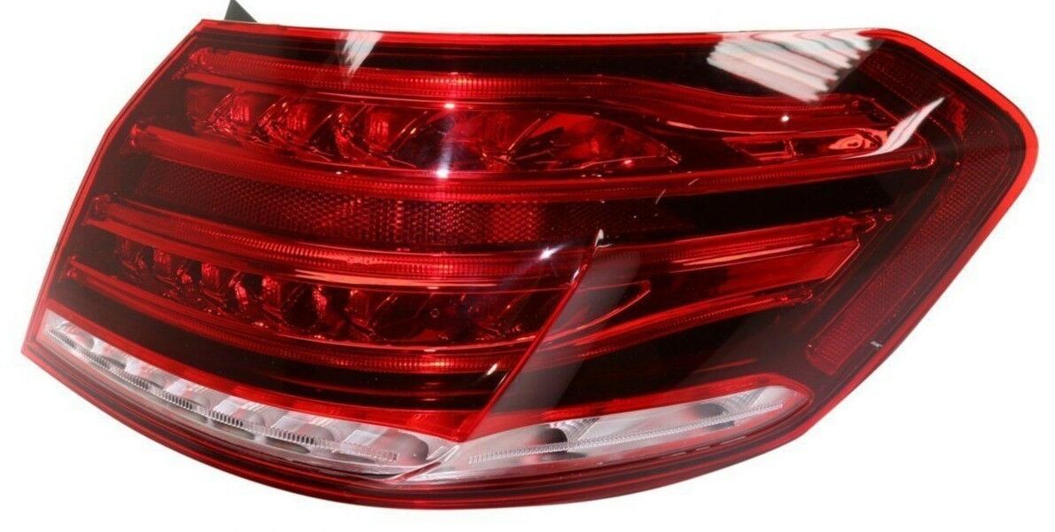 Tail Lamp Rh Sdn/Hyb Hq - Mercedes E63 Amg 2015-2016 | Mercedes E250 2015-2016 | Mercedes E350 2015-2016