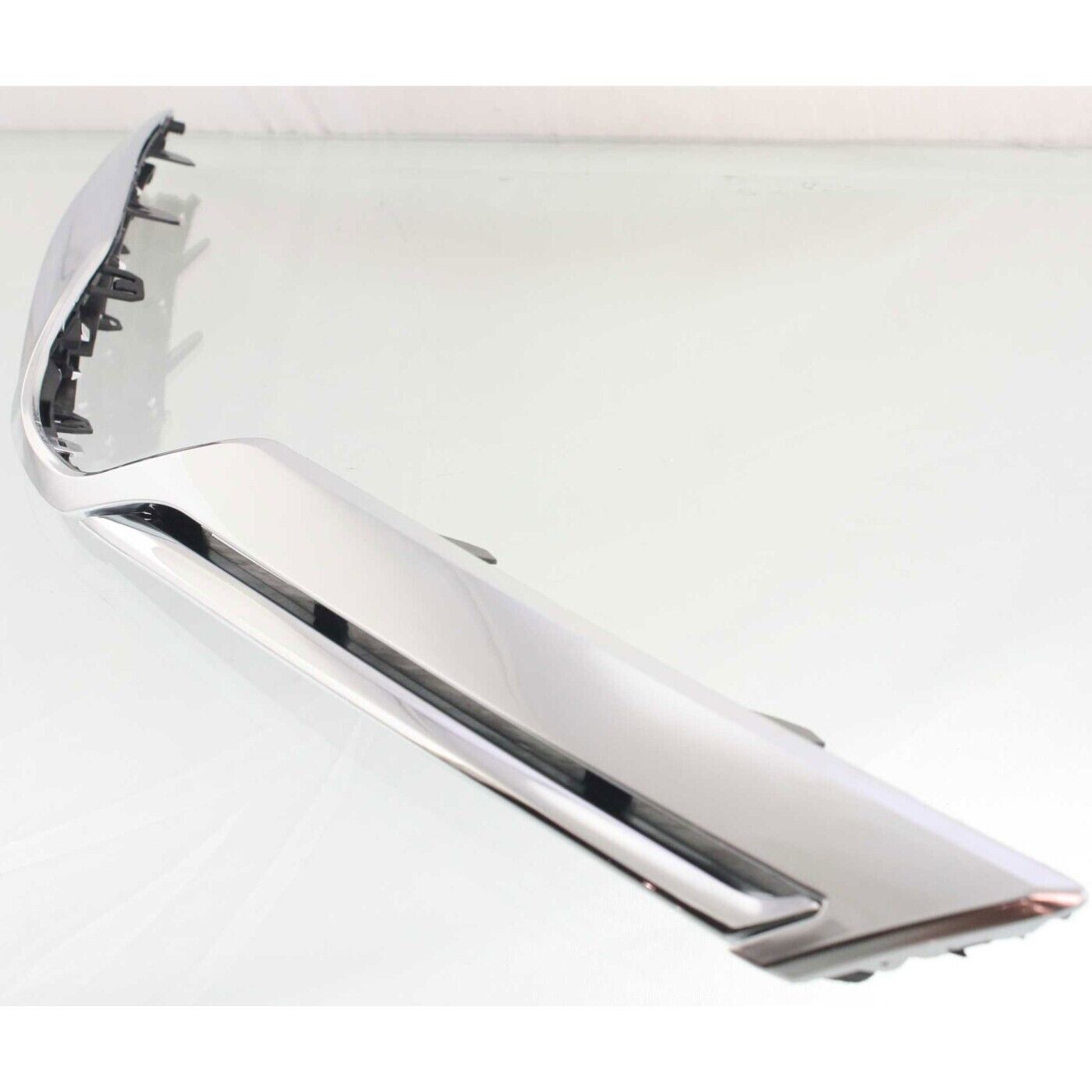 Grille Upper Chrome - Toyota Camry Hybrid 2010-2011